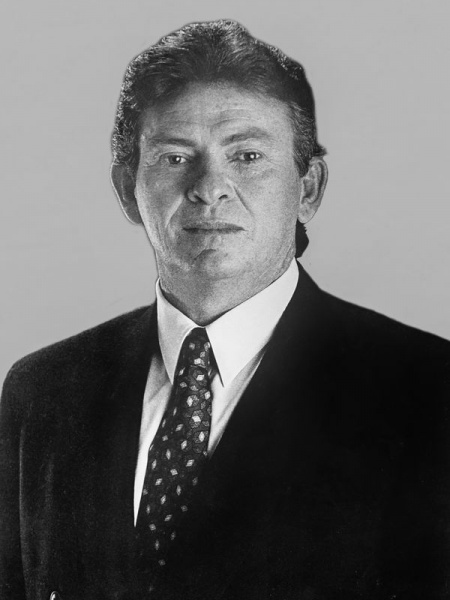 Arquivo:Oswaldo Piana.jpg